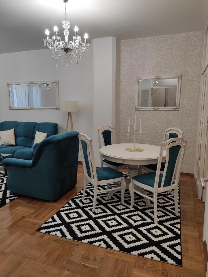 Apartment Dajak Centar Banja Luka Exteriör bild